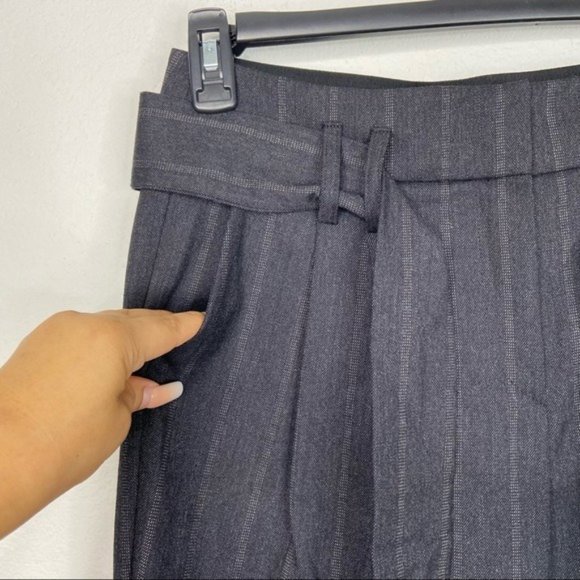 Armani Collezioni Woman’s Gray Wool Pants Size 2 - Picture 4 of 7
